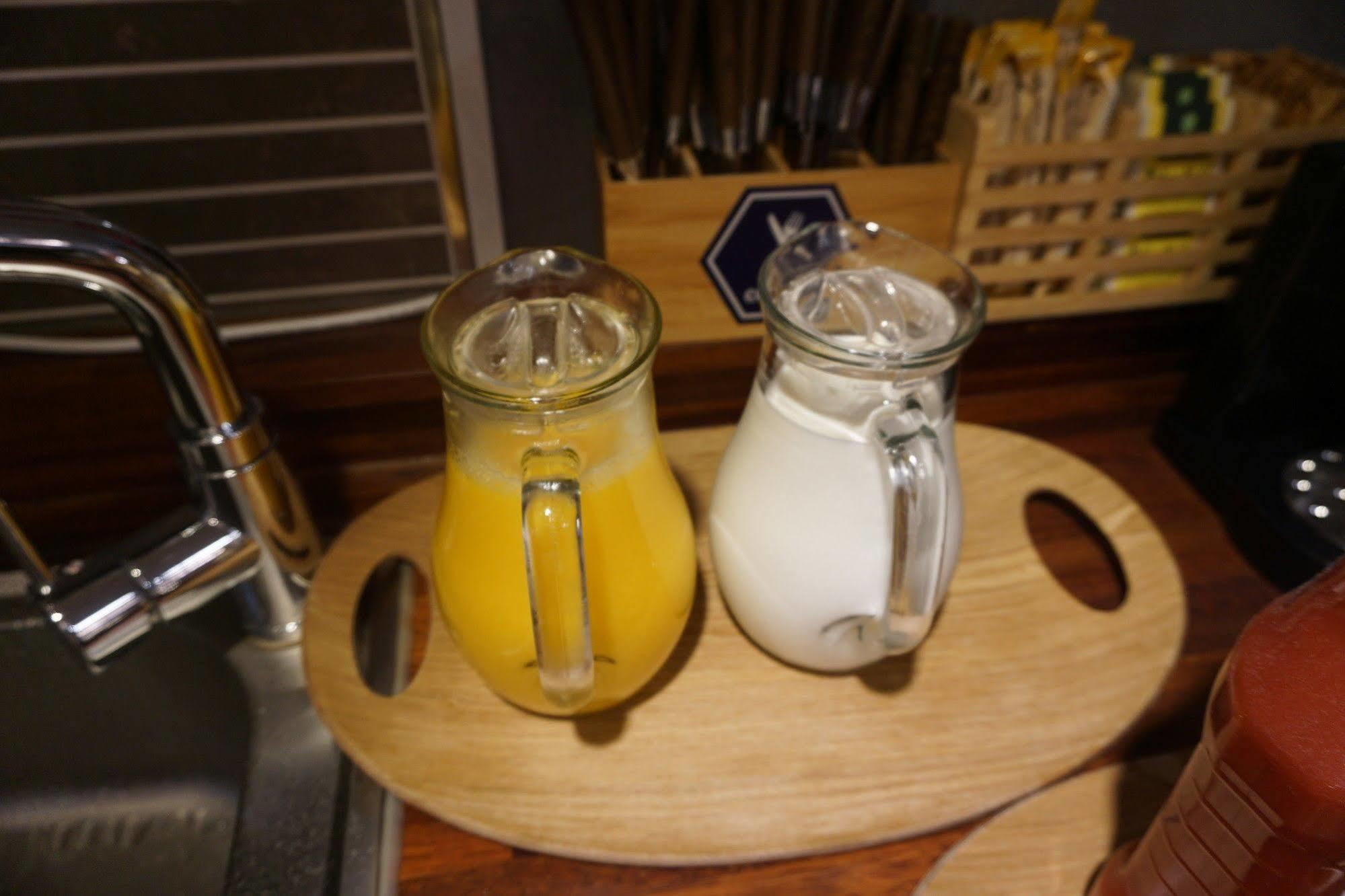 Blue Boat Hostel Myeongdong Seoul Eksteriør billede